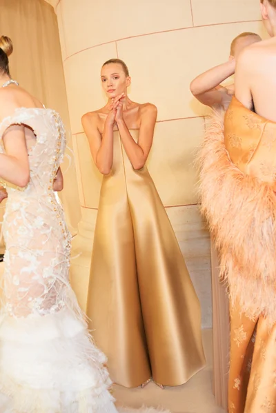 Look 27